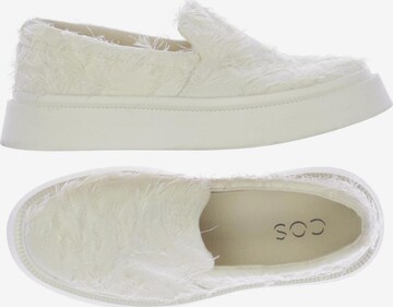 COS Flats & Loafers in 36 in White: front