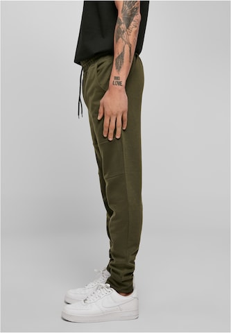 SOUTHPOLE Tapered Trousers in Green