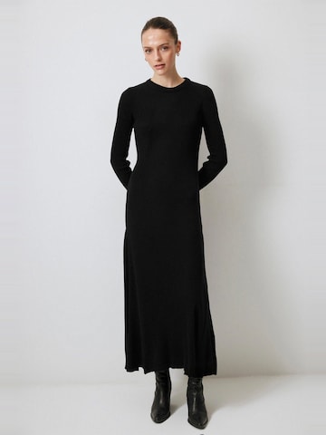 Touche Prive Dress in Black