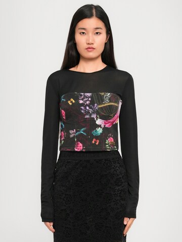 Versace Jeans Couture T-shirt i svart: framsida