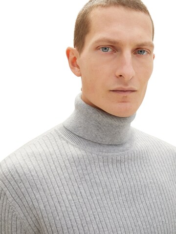 TOM TAILOR - Pullover em cinzento