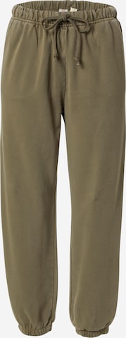 LEVI'S ® Trousers 'Wfh Sweatpants' in Green: front