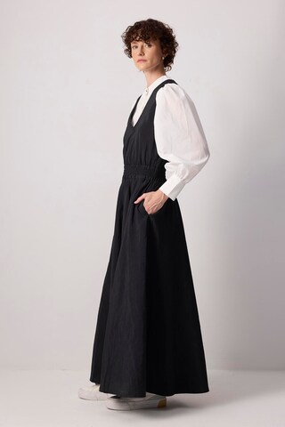 Touche Prive Dress in Black