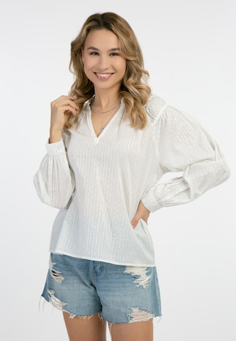 IZIA Blouse in Wit: voorkant