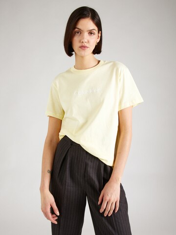 Maglietta 'Hero' di Calvin Klein in giallo: frontale