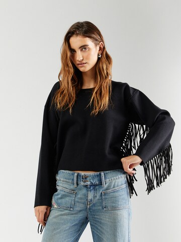 Munthe Sweater 'TAGILLU' in Black: front