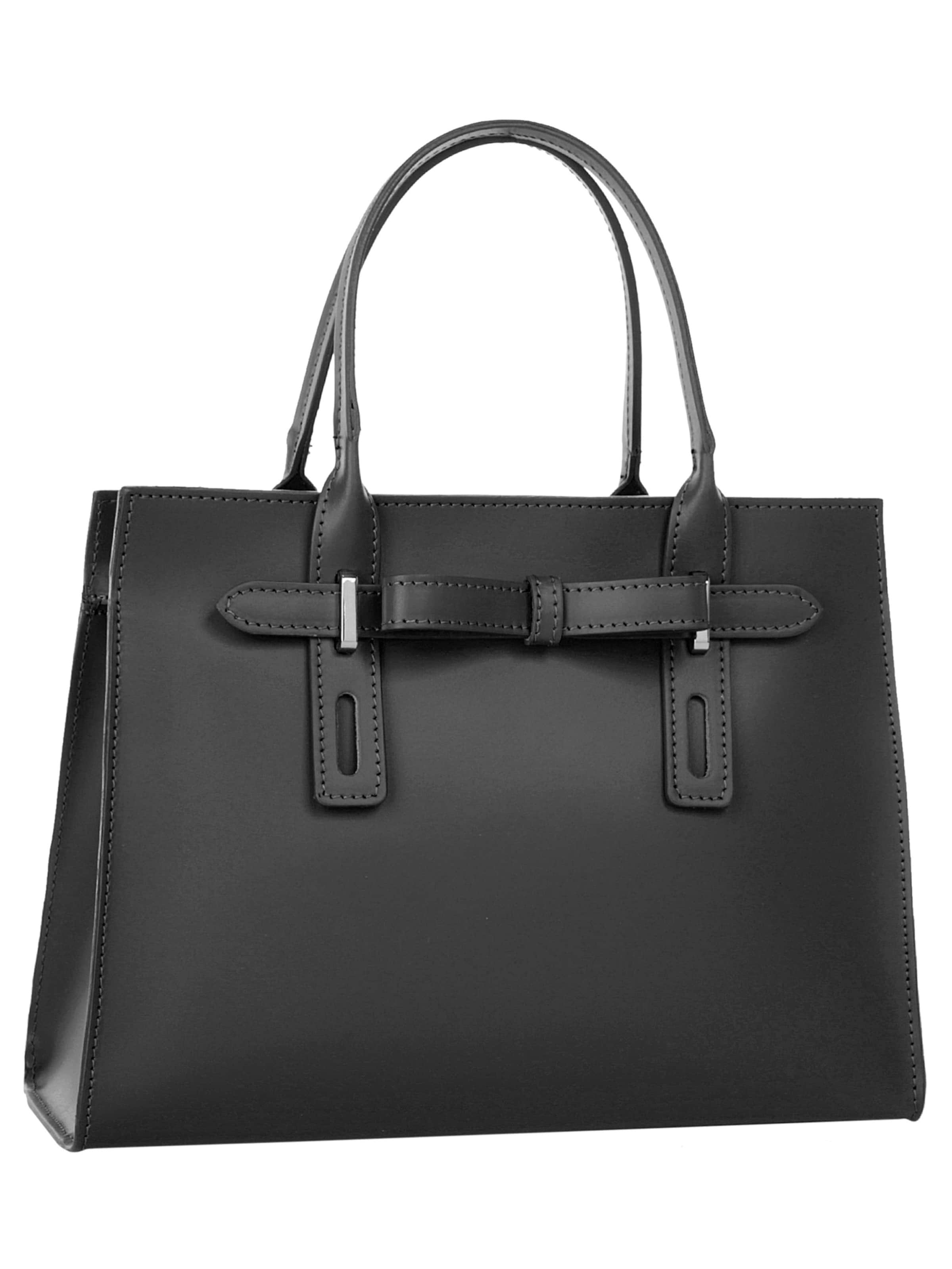 Cluty Handbag in Black