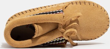 Minnetonka Snow boots 'Braid' in Brown