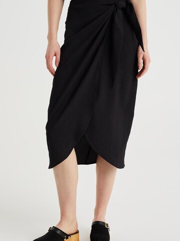 WE Fashion Skirt in Black