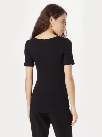 TOMMY HILFIGER - Camiseta en negro