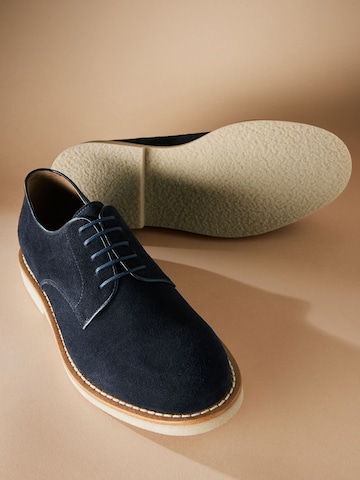 Chaussure à lacets Next en bleu