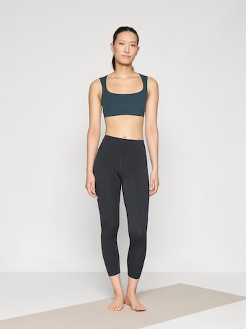 NIKE Μπουστάκι Αθλητικό σουτιέν 'ZENVY' σε πράσινο