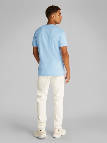 Regular T-Shirt Calvin Klein Jeans en bleu