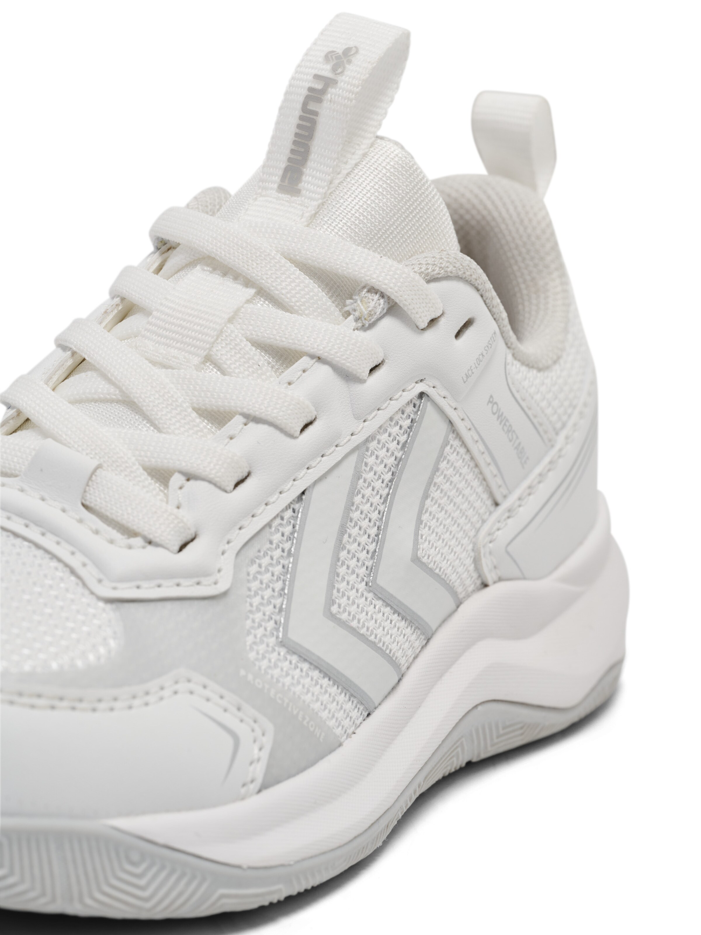 Hummel Sports shoe in White