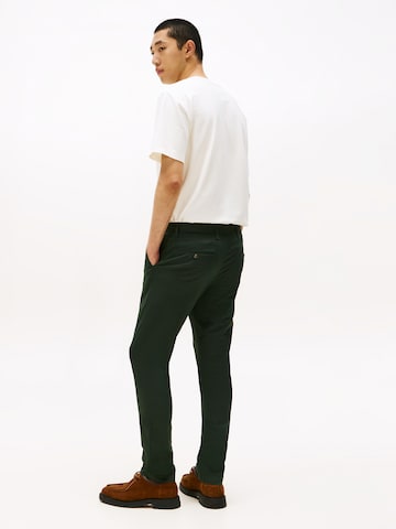 Coupe slim Pantalon chino TOMMY HILFIGER en vert