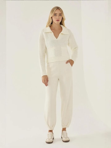 Pullover di Hiccup in beige