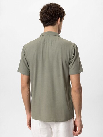 Antioch Regular fit Button Up Shirt in Green