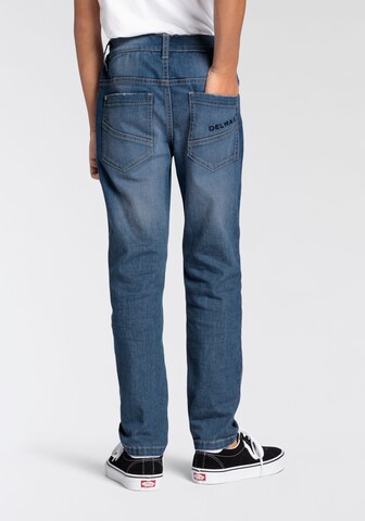 DELMAO Regular Jeans in Blau