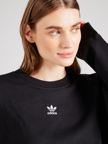 ADIDAS ORIGINALS - Sudadera 'Essentials' en negro
