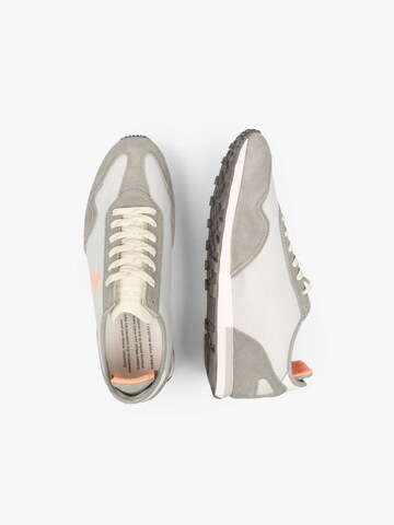 Scalpers Platform trainers in Grey