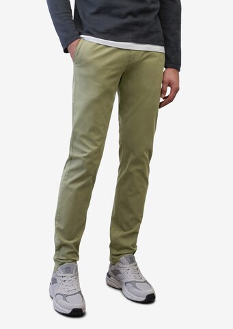 Marc O'Polo - Slimfit Pantalón chino 'Osby' en verde: frente