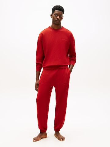 Sweat-shirt 'Essential' TOMMY HILFIGER en rouge
