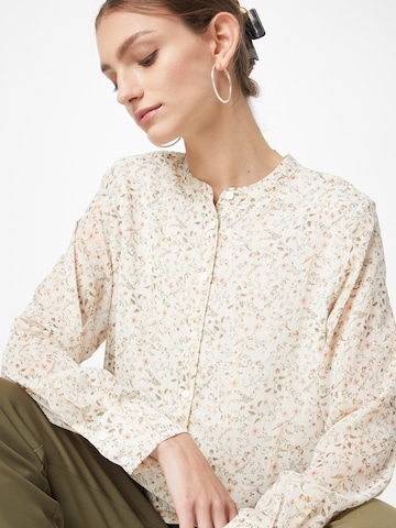 Camicia da donna di Sofie Schnoor in beige