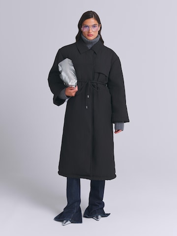 AEMMI Between-Seasons Coat in Black