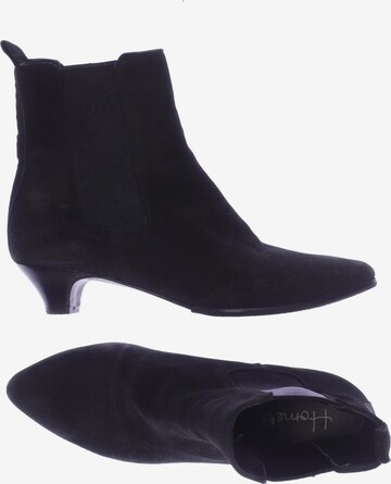 Homers Dress Boots in 37 in Black: front