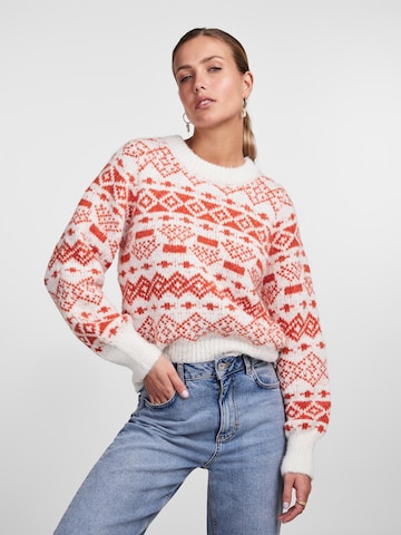 Pull-over 'JIANNA' PIECES en blanc : devant