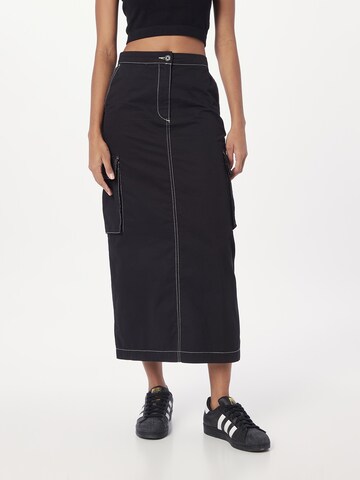 Monki Skirt in Black: front