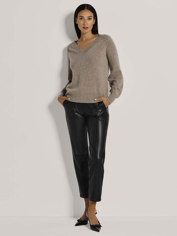 MADELEINE Pullover in Braun