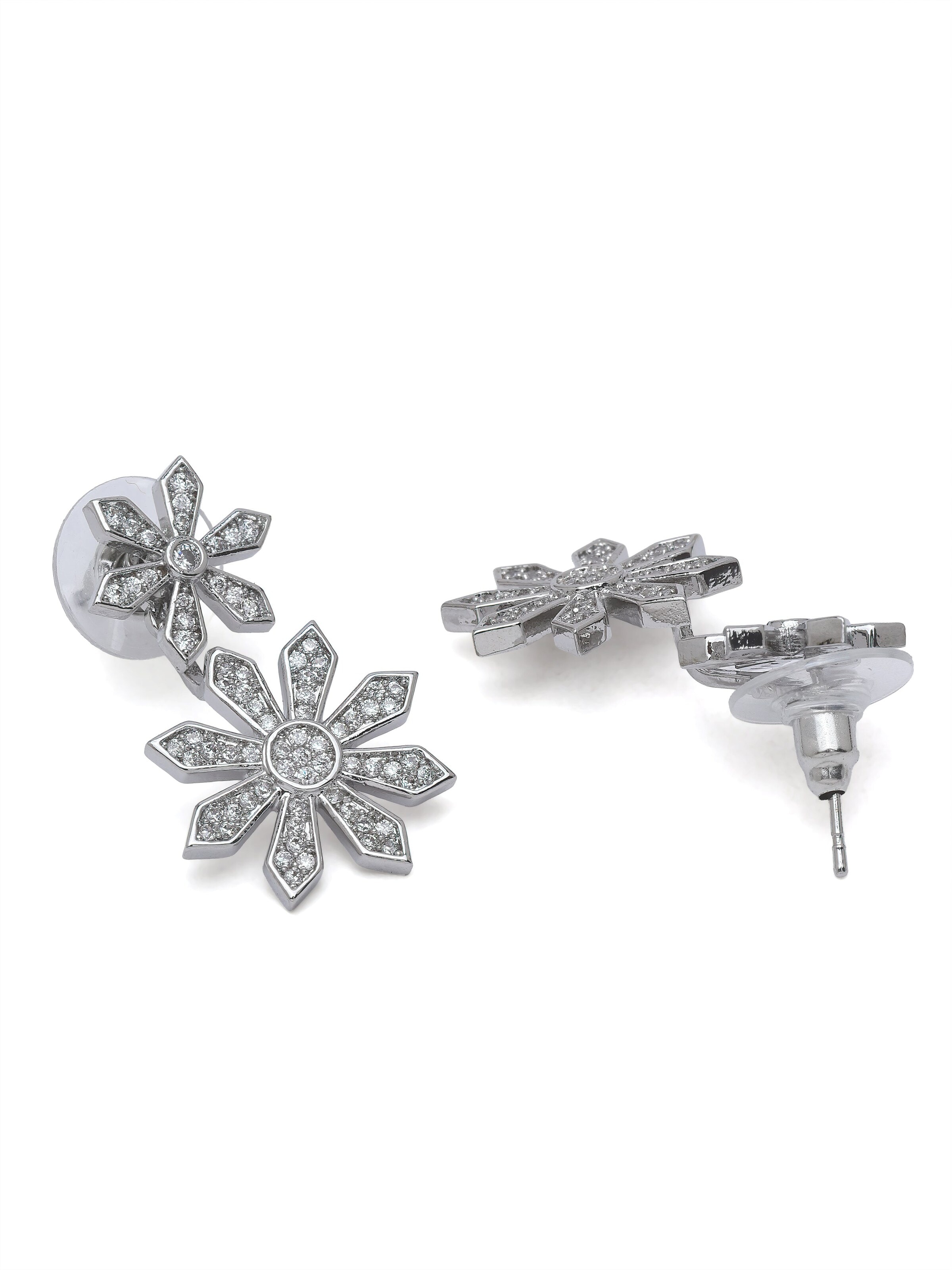 AVANT-GARDE PARIS Örhängen 'Elvarine' i silver