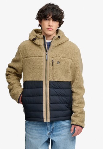 Superdry & Co Tussenjas in Bruin: voorkant