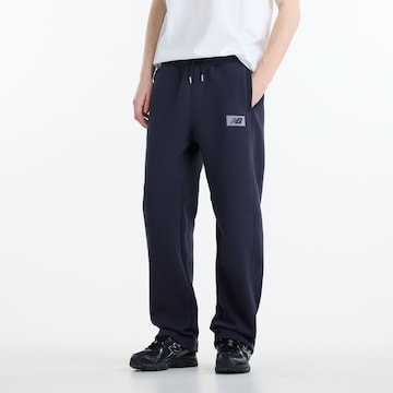 new balance - Loosefit Pantalón 'Athletics Crafted Fleece Pant' en azul: frente