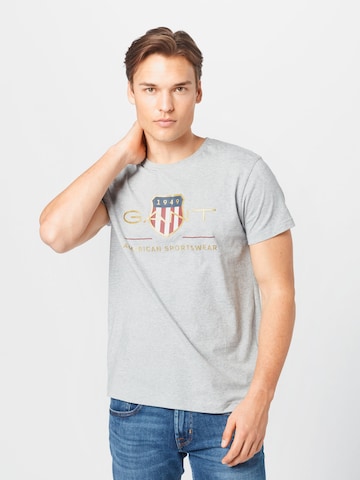 GANT T-Shirt in Grau: predná strana