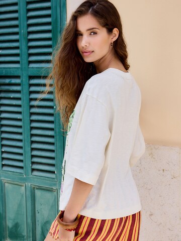 Next T-Shirt in Beige