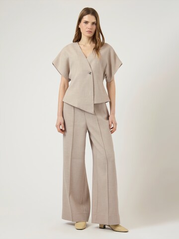 YAS - Blazer em bege