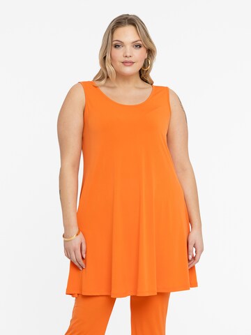 Yoek Tunic in Orange: front