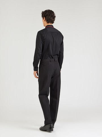 juoda HUGO Standartinis Kelnės su kantu 'Teagan251F3X': galas