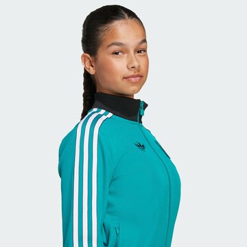 ADIDAS ORIGINALS Sportsweatjacke 'FC Liverpool Terrace Icons' in Grün