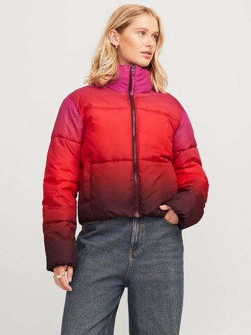 Veste mi-saison 'JXIRIS' JJXX en rouge : devant