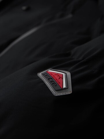 Ombre Outdoorjas 'OM-JAHP-0306' in Zwart