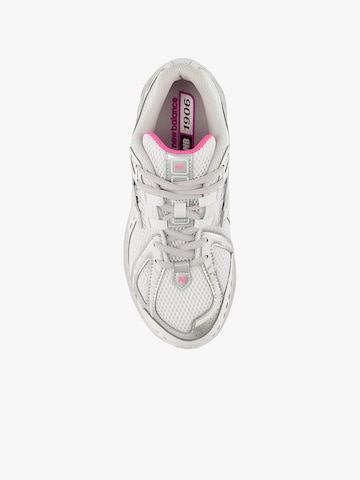 new balance Sneakers in Silber