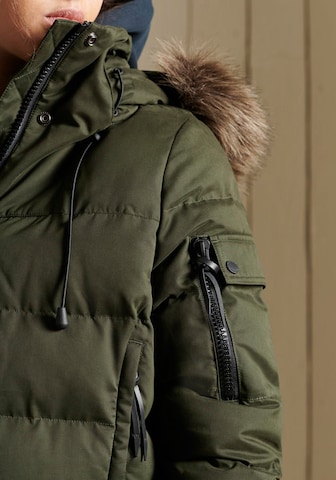 Superdry Parka in Grün