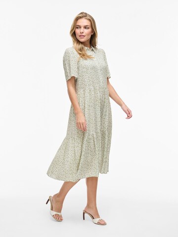 Robe VILA en blanc