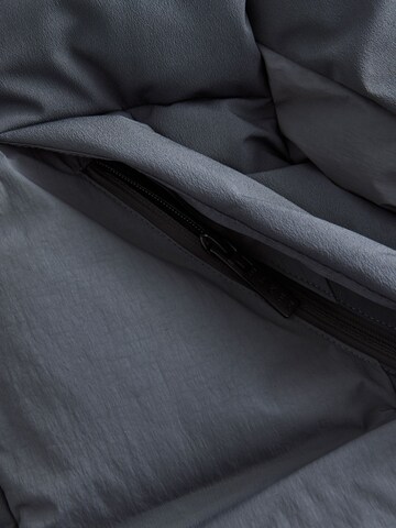 pilka Baker by Ted Baker Paltas