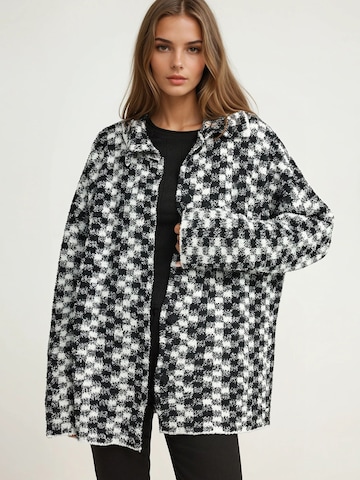 Cardigan Funky Buddha en noir : devant