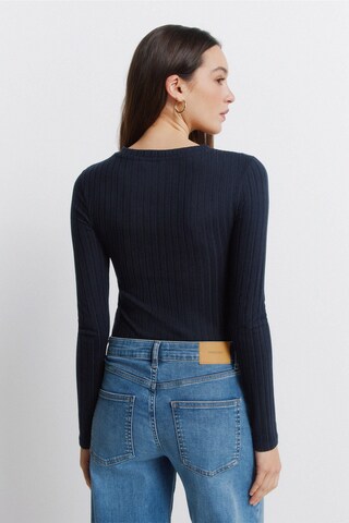 Springfield Pullover in Blau