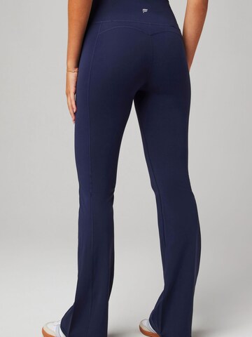 Fabletics Regular Hose `OASIS HIGH-WAISTED KICK FLARE` in Blau